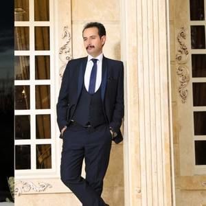 Meet your Posher, Farjam